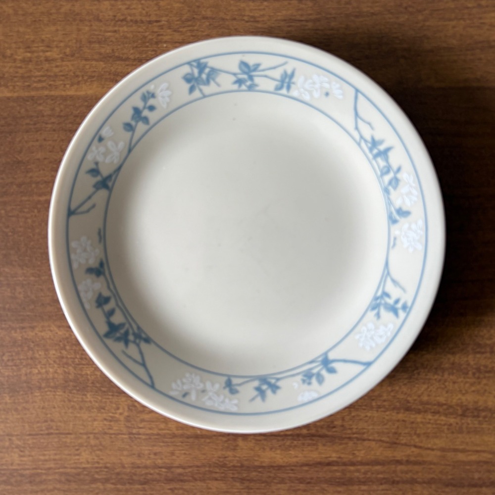 Corelle First of Spring Blue Bread and‎ Butter Plates 5 Vintage Corning 6.75"